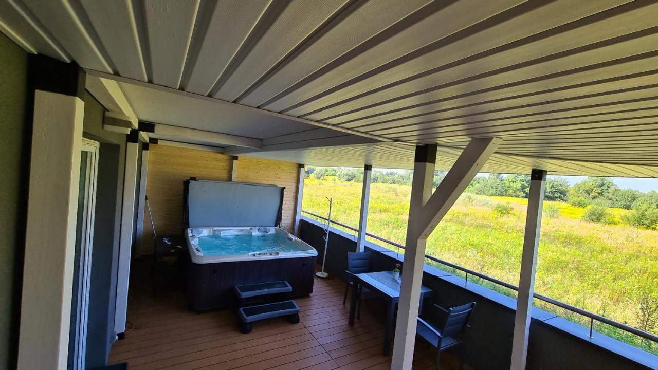 Apartament - Jacuzzi Жешув Экстерьер фото