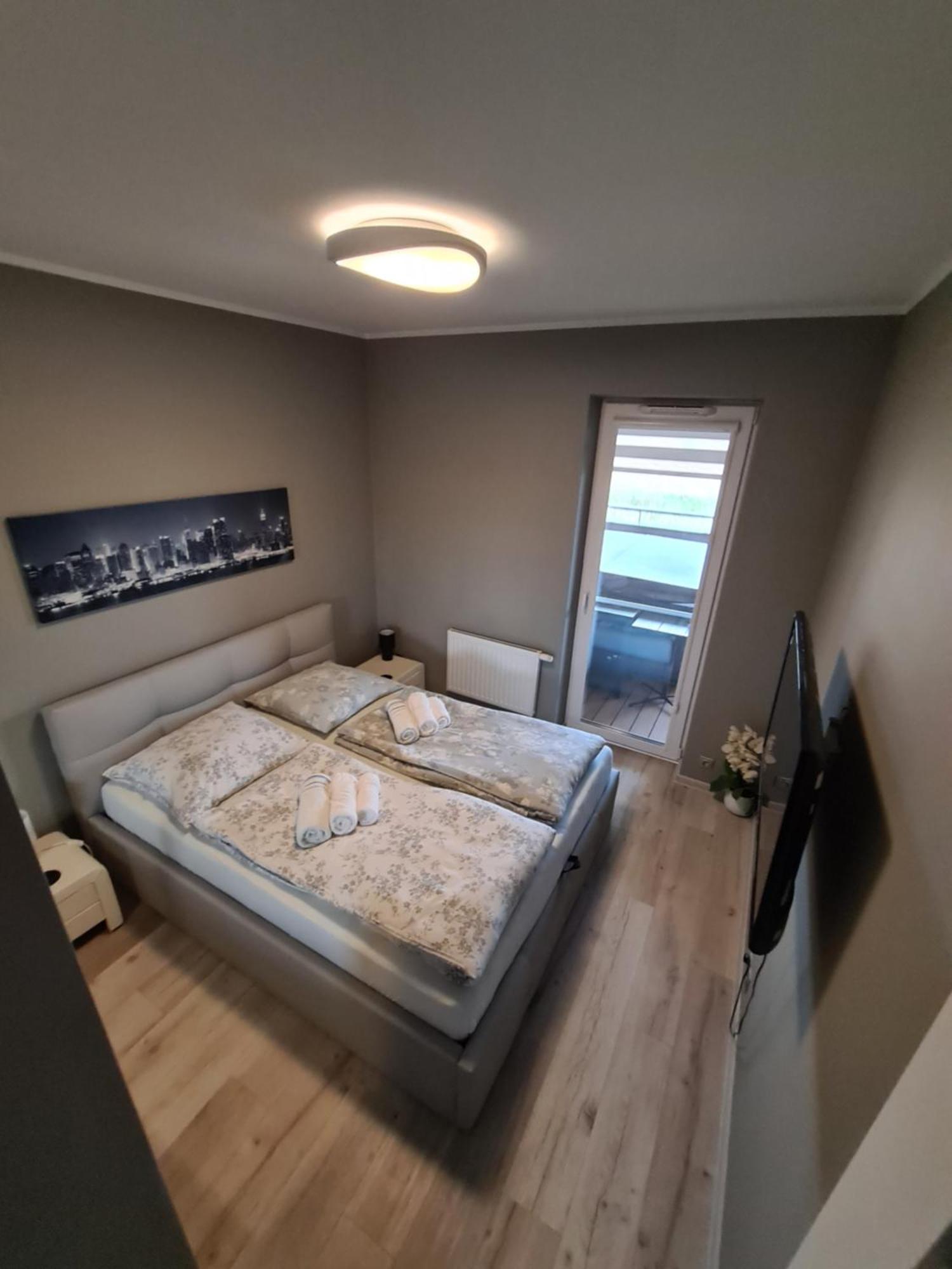 Apartament - Jacuzzi Жешув Экстерьер фото